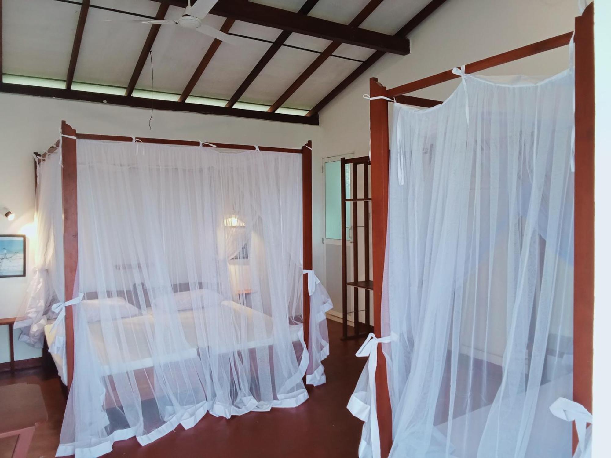 Sihara Rooms & Hostel Matara Extérieur photo