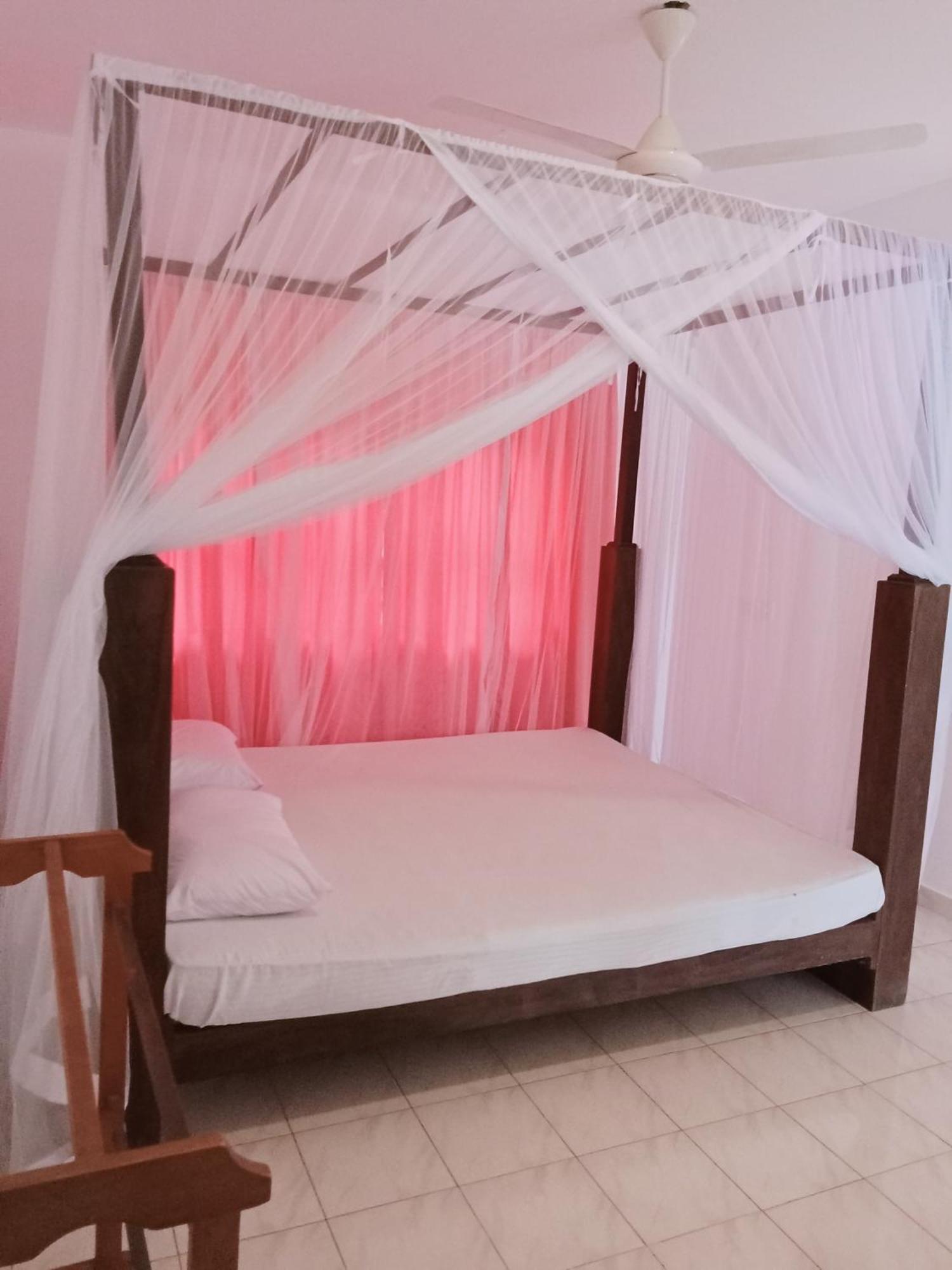 Sihara Rooms & Hostel Matara Extérieur photo