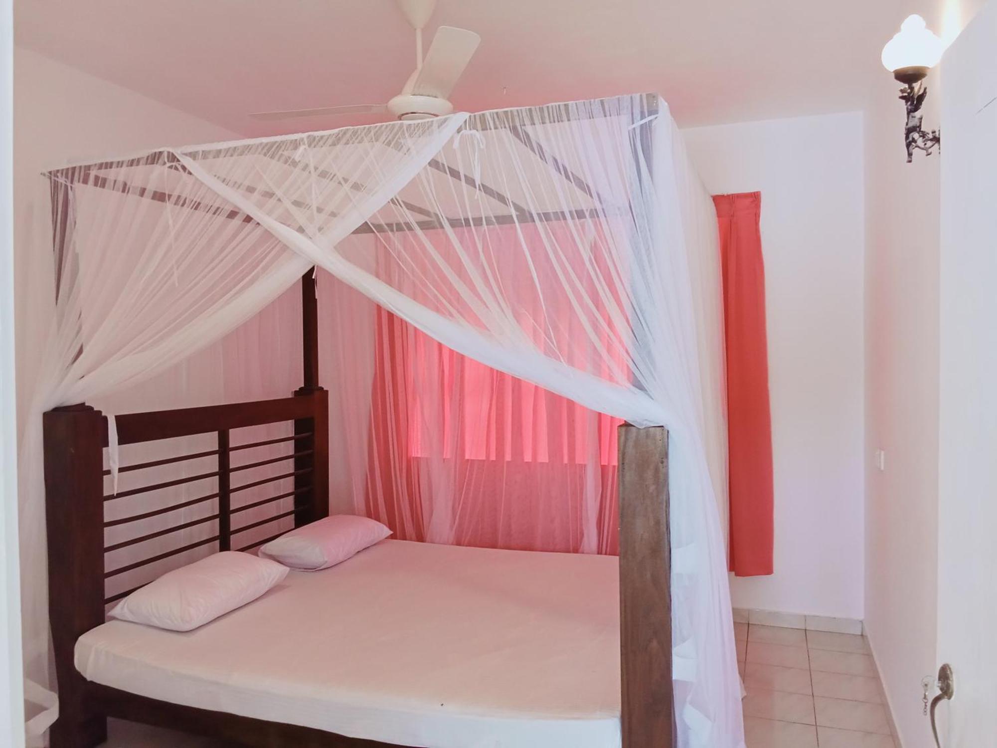Sihara Rooms & Hostel Matara Extérieur photo