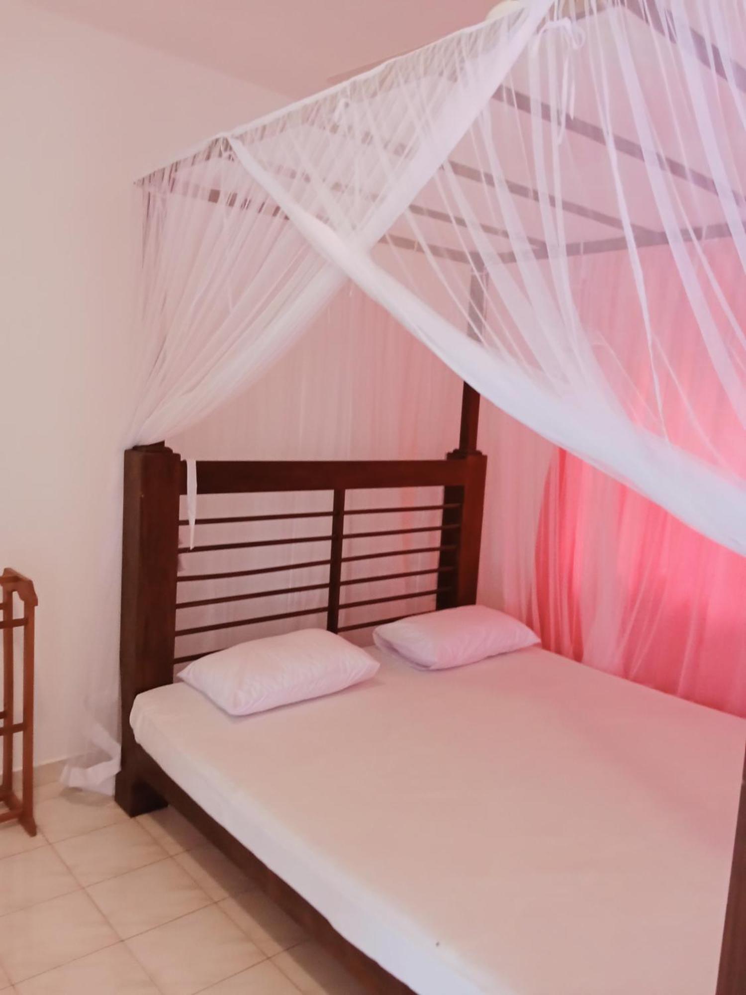 Sihara Rooms & Hostel Matara Extérieur photo
